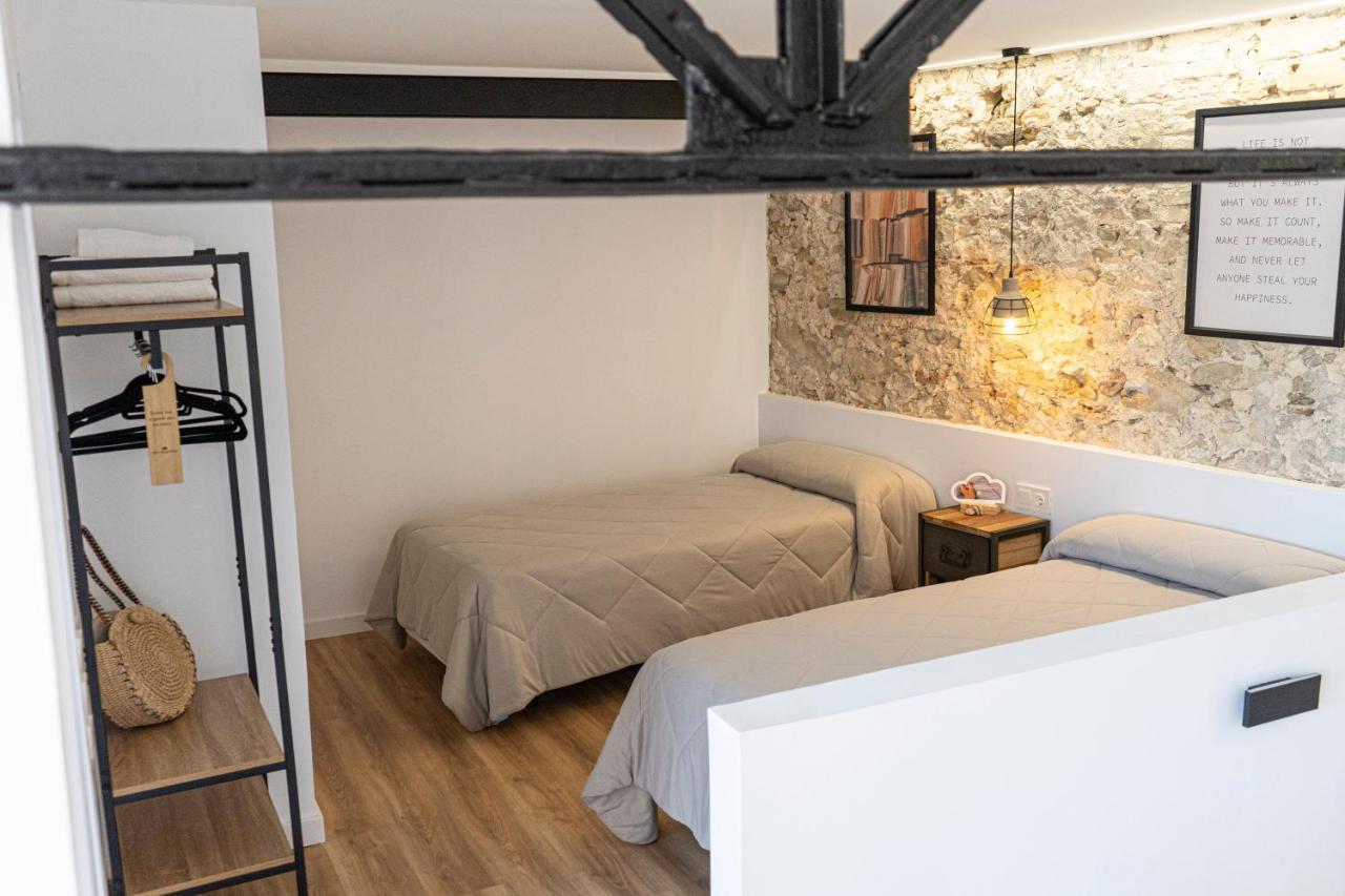 Apartamentos Bocairenthomes, En Pleno Centro De Bocairent, Con Pequena Piscina Y Parking Privado المظهر الخارجي الصورة