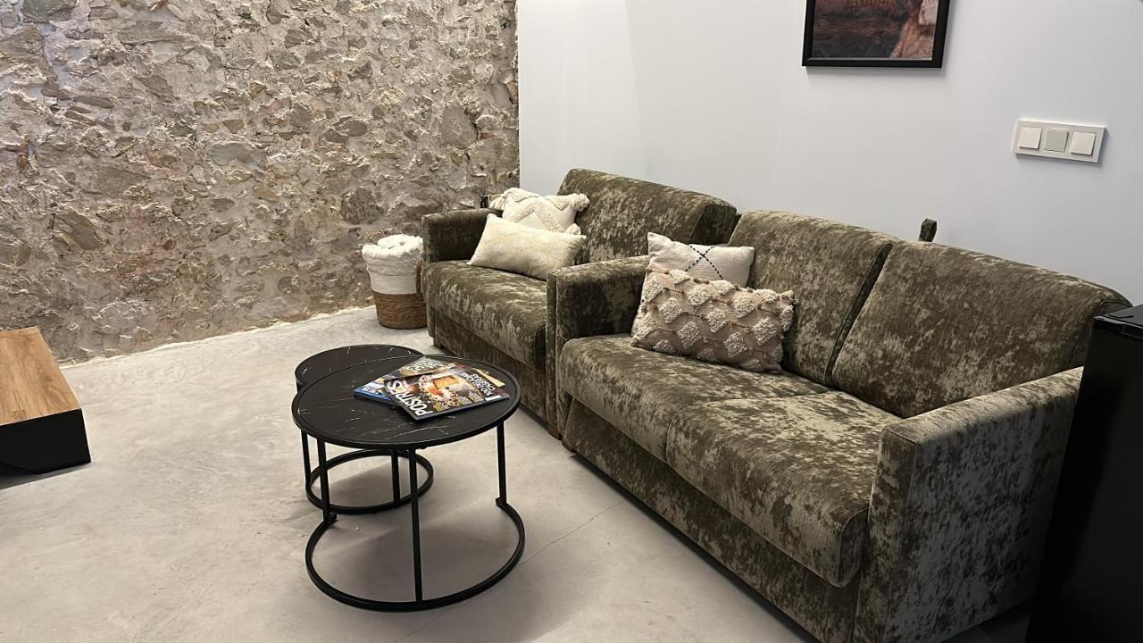 Apartamentos Bocairenthomes, En Pleno Centro De Bocairent, Con Pequena Piscina Y Parking Privado المظهر الخارجي الصورة